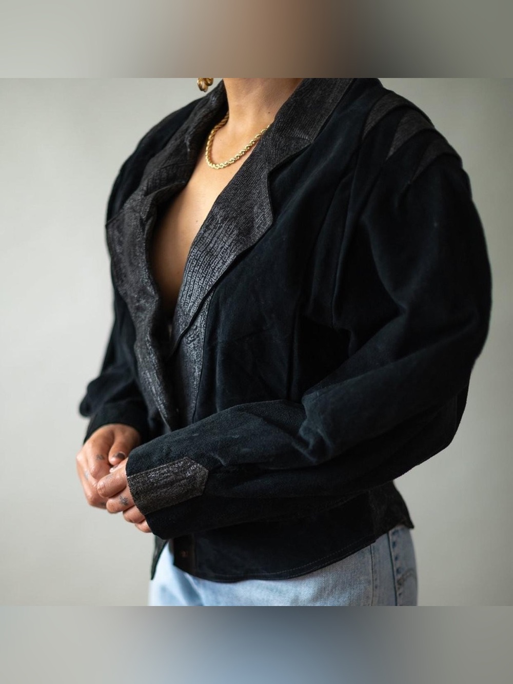 80’s Vintage Black Women's Suede Leather Cropped Blazer Jacket - Large